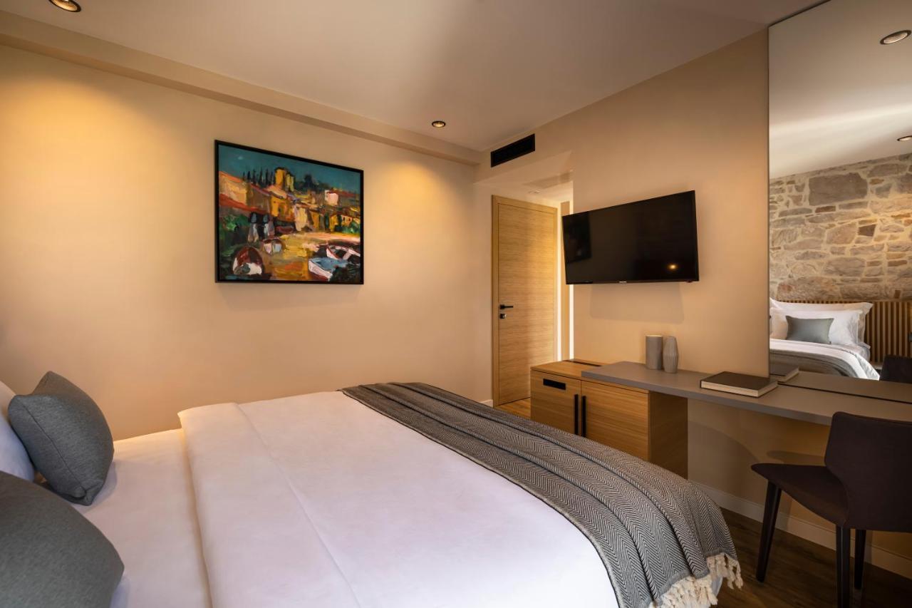 Dunatovi Dvori Heritage Hotel Preko Luaran gambar