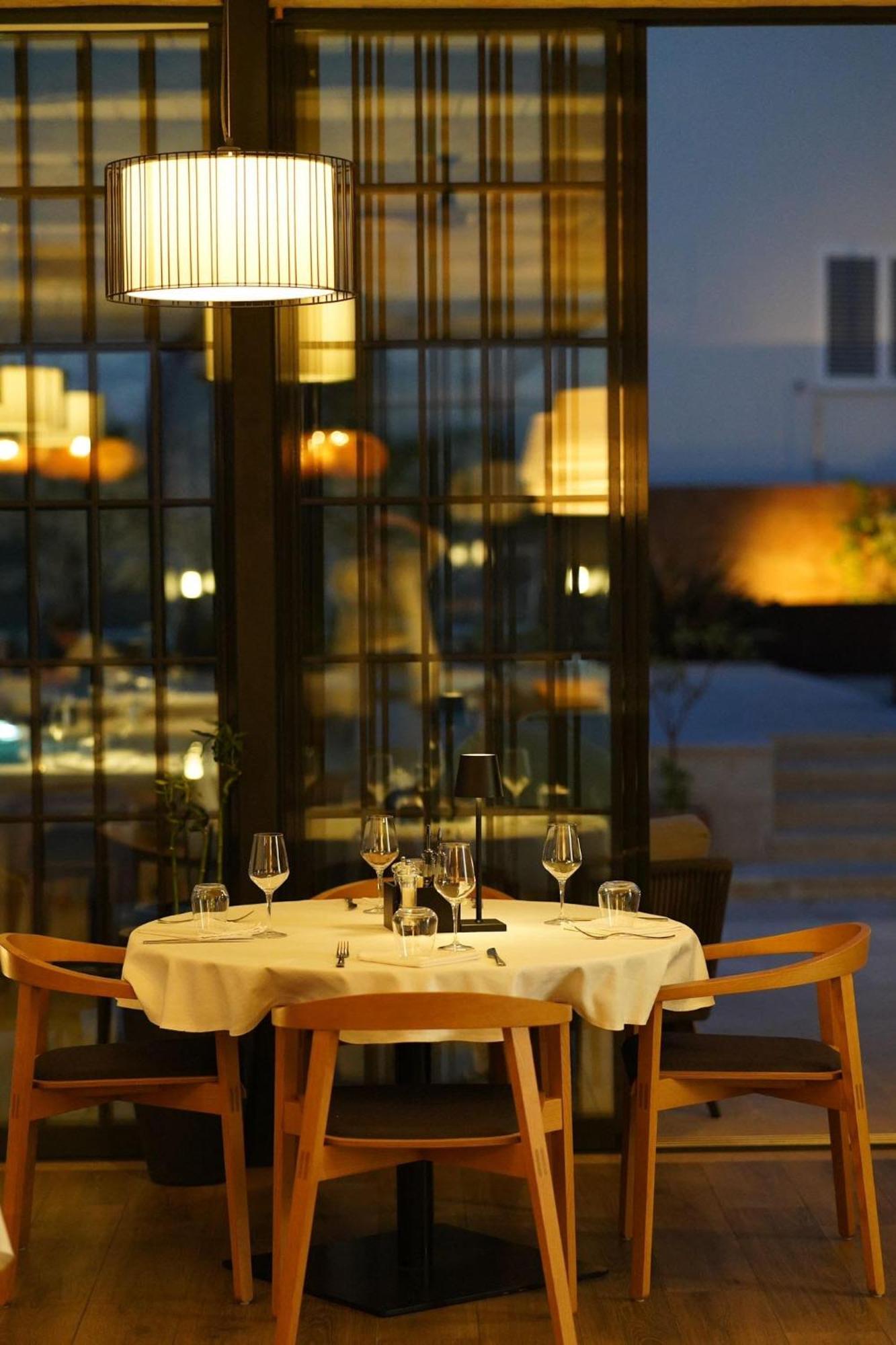 Dunatovi Dvori Heritage Hotel Preko Luaran gambar